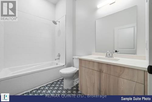 305 - 12 Clara Drive, Prince Edward County (Picton), ON - Indoor Photo Showing Bathroom