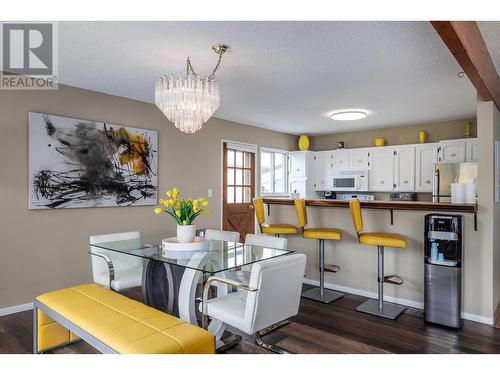 8291 Okanagan Landing Road, Vernon, BC - Indoor Photo Showing Dining Room