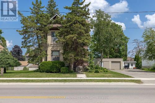 176 Huron Street, Woodstock, ON - Outdoor