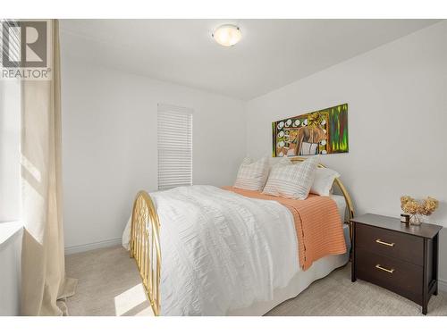 336 Mccarren Avenue, Kelowna, BC - Indoor Photo Showing Bedroom