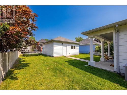 336 Mccarren Avenue, Kelowna, BC - Outdoor