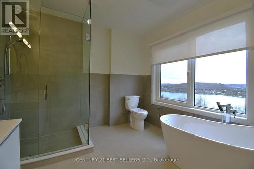 15 Horizon Lane, Huntsville, ON - Indoor Photo Showing Bathroom