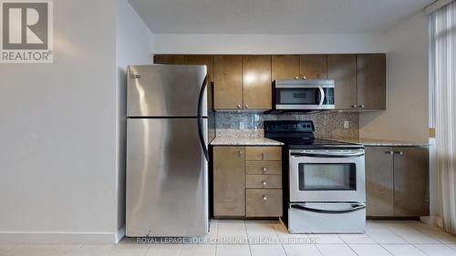 3806 - 11 Brunel Court, Toronto (Waterfront Communities), ON - Indoor Photo Showing Kitchen