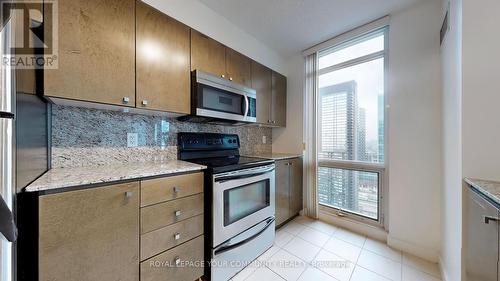 3806 - 11 Brunel Court, Toronto (Waterfront Communities), ON - Indoor Photo Showing Kitchen