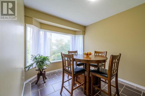 925 Serle Road, Kamloops, BC - Indoor Photo Showing Dining Room