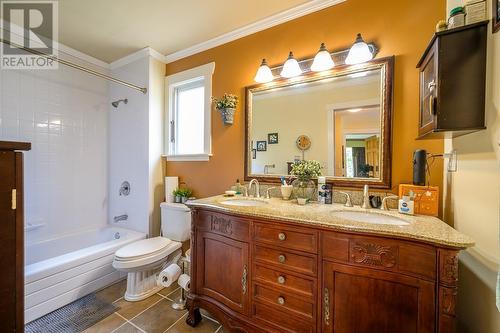 925 Serle Road, Kamloops, BC - Indoor Photo Showing Bathroom