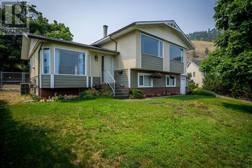 925 Serle Road, Kamloops, BC - Outdoor With Facade