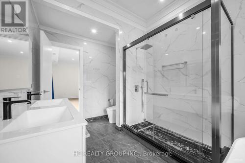 37 Geraldton Crescent, Toronto, ON - Indoor Photo Showing Bathroom