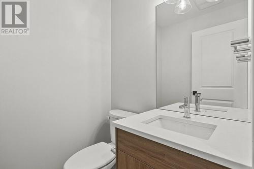 4255 Russo Street, Kelowna, BC - Indoor Photo Showing Bathroom