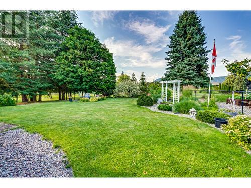 2642 Golf View Place, Blind Bay, BC - Outdoor