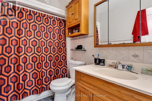 791 Stocker Road, Peterborough (Otonabee), ON - Indoor Photo Showing Bathroom