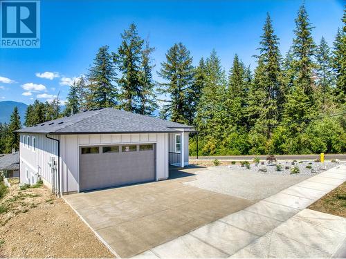 2991 27 Street Ne, Salmon Arm, BC - Outdoor