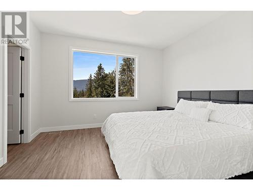 2991 27 Street Ne, Salmon Arm, BC - Indoor Photo Showing Bedroom