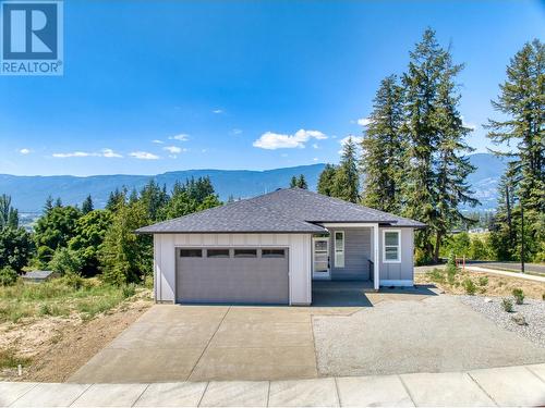 2991 27 Street Ne, Salmon Arm, BC - Outdoor