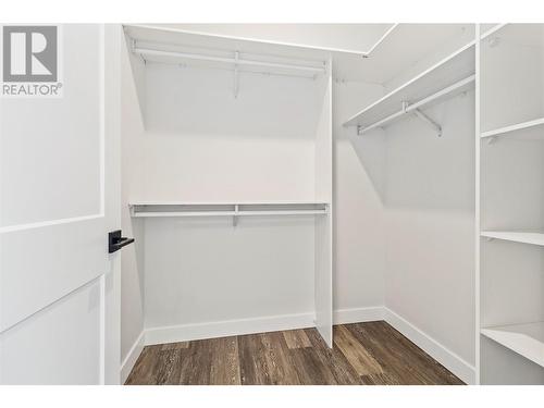 2991 27 Street Ne, Salmon Arm, BC - Indoor With Storage