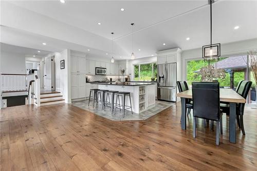 165 Hillcrest Avenue, Hamilton, ON - Indoor Photo Showing Dining Room