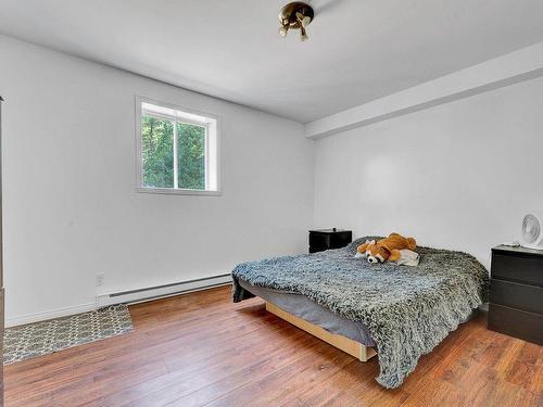 Chambre Ã Â coucher - 941  - 943 Rue Du Joli-Bourg, Saint-Jérôme, QC - Indoor Photo Showing Bedroom