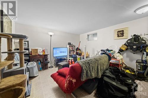 137 Elm Street, Ottawa, ON - Indoor Photo Showing Gym Room