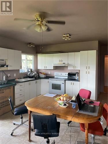 15169 Eaman Road, South Stormont, ON - Indoor Photo Showing Kitchen With Double Sink