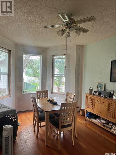 372 Ominica Street E, Moose Jaw, SK - Indoor Photo Showing Dining Room