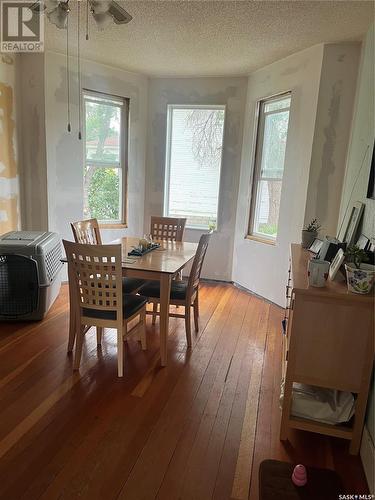 372 Ominica Street E, Moose Jaw, SK - Indoor Photo Showing Dining Room