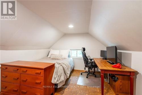 144 Dufferin Street E, St. Catharines, ON - Indoor Photo Showing Office