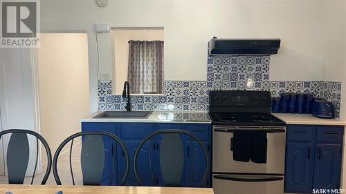 122 1St Avenue W, Canora, SK - Indoor Photo Showing Kitchen