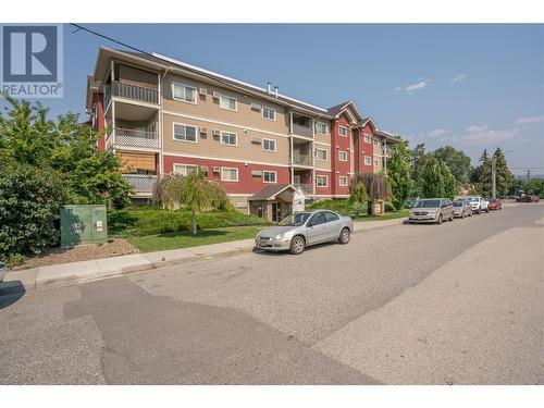 345 Mills Road Unit# 305, Kelowna, BC - Outdoor