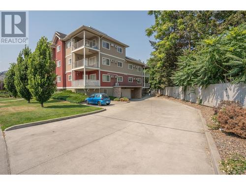 345 Mills Road Unit# 305, Kelowna, BC - Outdoor