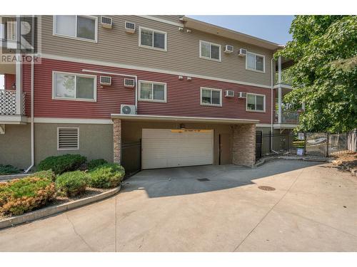 345 Mills Road Unit# 305, Kelowna, BC - Outdoor