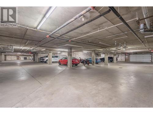 345 Mills Road Unit# 305, Kelowna, BC - Indoor Photo Showing Garage