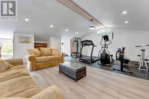 165 Hillcrest Avenue, Hamilton (Greensville), ON - Indoor Photo Showing Gym Room