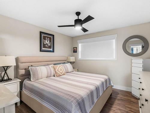 4943 Reighmount Place, Kamloops, BC - Indoor Photo Showing Bedroom