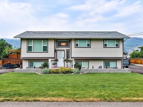 4943 Reighmount Place, Kamloops, BC - Outdoor With Facade