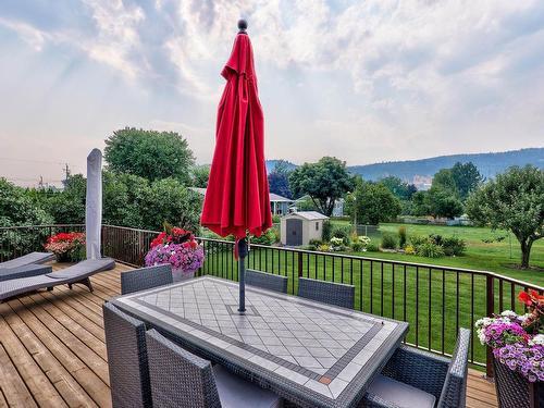 4943 Reighmount Place, Kamloops, BC - Outdoor With Deck Patio Veranda