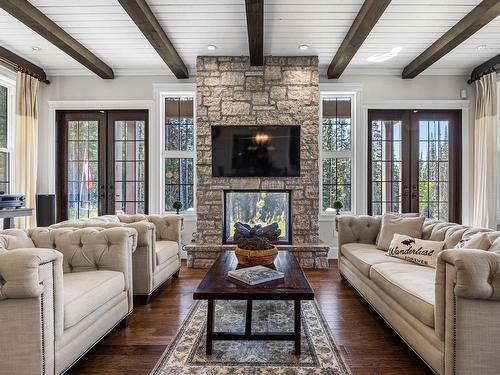 5411 Lookout Ridge Place, Sun Peaks, BC - Indoor Photo Showing Living Room With Fireplace