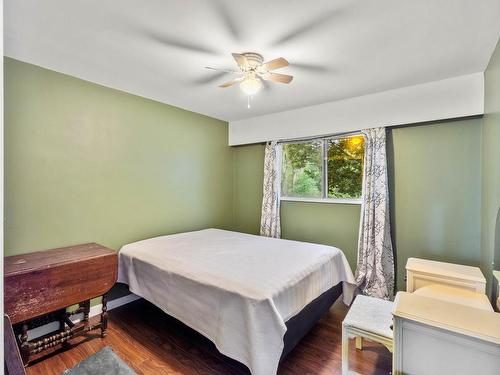 331 Kenora Road, Kamloops, BC - Indoor Photo Showing Bedroom