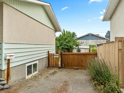 331 Kenora Road, Kamloops, BC - Outdoor With Exterior