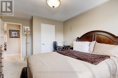 304 Goldhawk Trail, Toronto (Milliken), ON - Indoor Photo Showing Bedroom