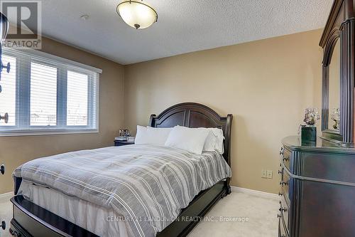 304 Goldhawk Trail, Toronto (Milliken), ON - Indoor Photo Showing Bedroom