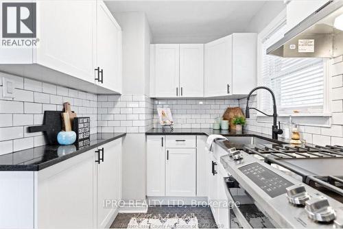 2568 Kildare Road, Windsor, ON - Indoor Photo Showing Kitchen With Upgraded Kitchen