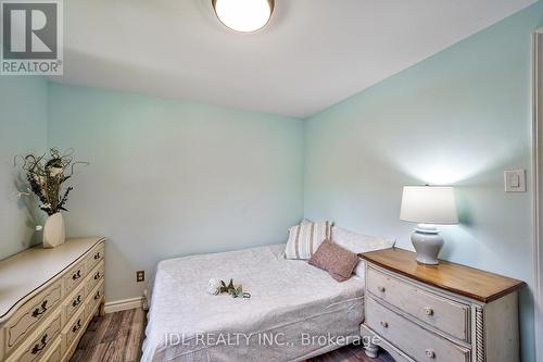 421 Canterbury Crescent, Oakville (Eastlake), ON - Indoor Photo Showing Bedroom