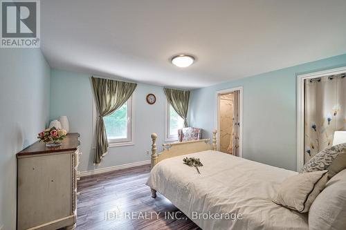 421 Canterbury Crescent, Oakville (Eastlake), ON - Indoor Photo Showing Bedroom