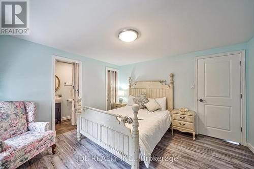 421 Canterbury Crescent, Oakville (Eastlake), ON - Indoor Photo Showing Bedroom