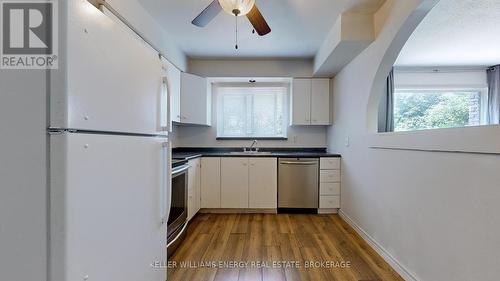 26 - 506 Normandy Street, Oshawa (Central), ON - Indoor Photo Showing Kitchen