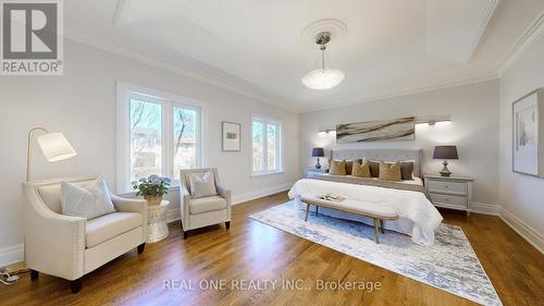 222 Florence Avenue, Toronto, ON - Indoor Photo Showing Bedroom