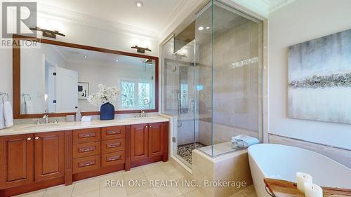 222 Florence Avenue, Toronto, ON - Indoor Photo Showing Bathroom