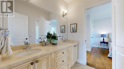 222 Florence Avenue, Toronto (Lansing-Westgate), ON - Indoor Photo Showing Bathroom