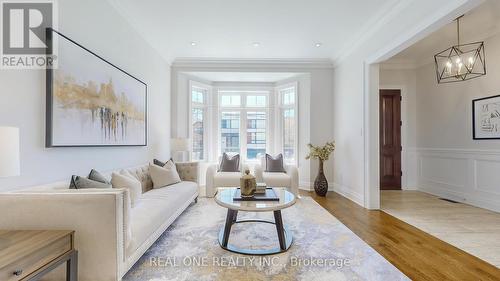 222 Florence Avenue, Toronto, ON - Indoor Photo Showing Other Room