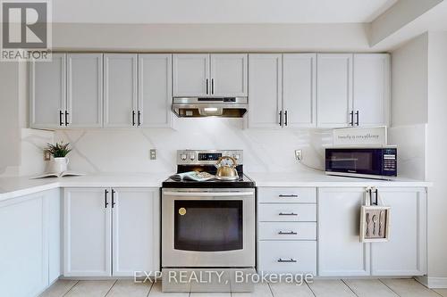 168 - 3050 Erin Centre Boulevard, Mississauga (Churchill Meadows), ON - Indoor Photo Showing Kitchen